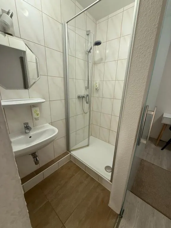 Badezimmer im Hotelzimmer